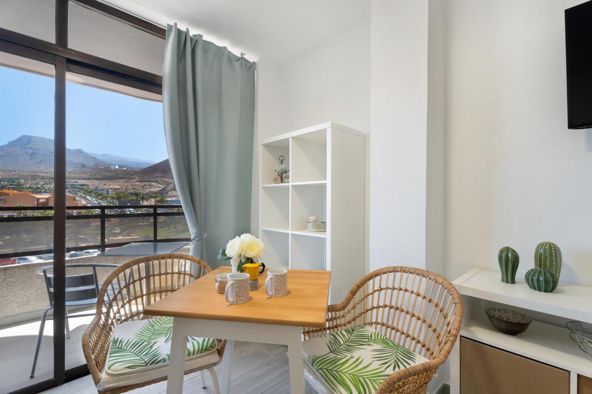 Apto Shasha Los Cristianos By Paramount Holidays Arona  Exteriör bild